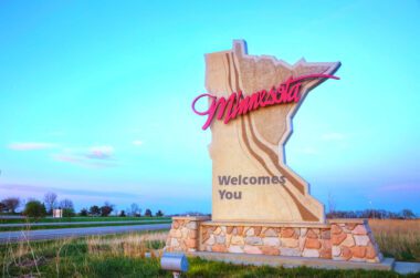 "Minnesota Welcomes You" sign on Interstate 35.